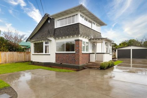 Photo of property in 55 Selwyn Street, Somerfield, Christchurch, 8024