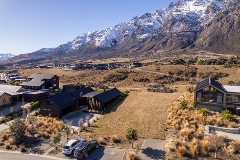 Photo of property in 24 Falconer Rise, Jacks Point, Queenstown, 9371