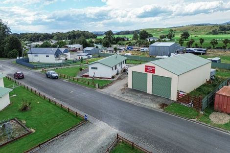 Photo of property in 5 Mcfeely Street, Tuatapere, 9620