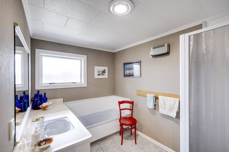 Photo of property in 283 Church Road, Greenmeadows, Napier, 4112