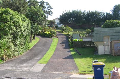 Photo of property in 23 King Richard Place, Browns Bay, Auckland, 0630