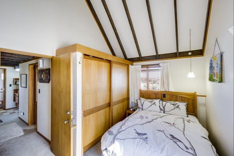 Photo of property in 34 Roslyn Road, Bluff Hill, Napier, 4110