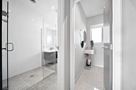 Photo of property in 9 Bridesdale Drive, Lake Hayes, Queenstown, 9304