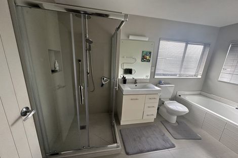 Photo of property in 48b Makora Road, Massey, Auckland, 0614