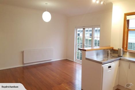 Photo of property in 93 Karori Road, Karori, Wellington, 6012