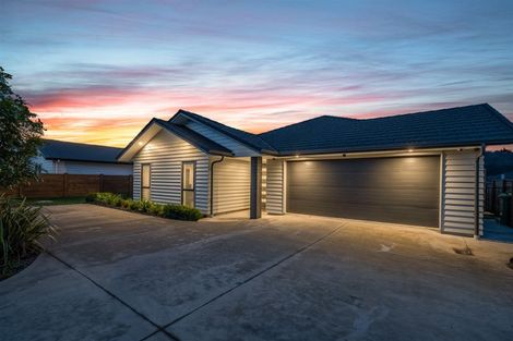 Photo of property in 198 Matua Road, Kumeu, 0810