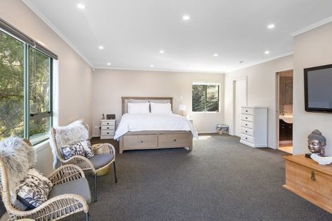 Photo of property in 89 Wood Bay Road, Titirangi, Auckland, 0604