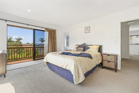 Photo of property in 9 Grovenor Drive, Orewa, 0931