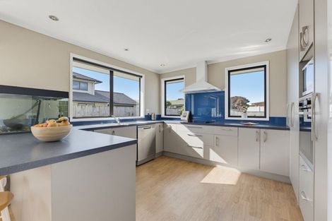 Photo of property in 364 One Tree Point Road, One Tree Point, 0118