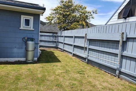 Photo of property in 22a Clyde Street, Mount Maunganui, 3116