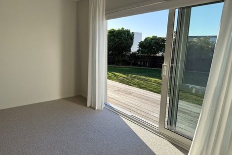 Photo of property in 127 Pah Road, Cockle Bay, Auckland, 2014