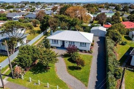 Photo of property in 63 Turuturu Road, Hawera, 4610