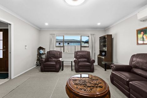 Photo of property in 28a Howard Road, Taradale, Napier, 4112