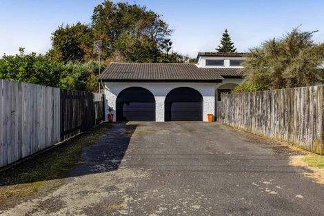 Photo of property in 116 Weraroa Road, Waverley, 4510