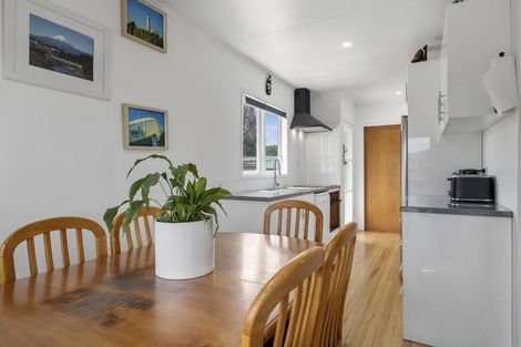 Photo of property in 6 Gem Street, Pukehangi, Rotorua, 3015