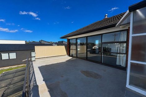 Photo of property in 141 Bucklands Beach Road, Bucklands Beach, Auckland, 2012