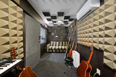 Photo of property in 132 Porritt Avenue, Chatswood, Auckland, 0626