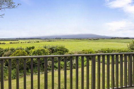 Photo of property in 20 Kiri Road, Te Kiri, Opunake, 4682