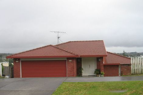 Photo of property in 13 Mcfetridge Place, Hillcrest, Auckland, 0627