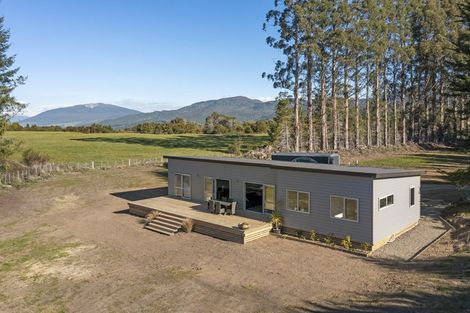 Photo of property in 32 Kowhai Drive, Kuratau, Turangi, 3381