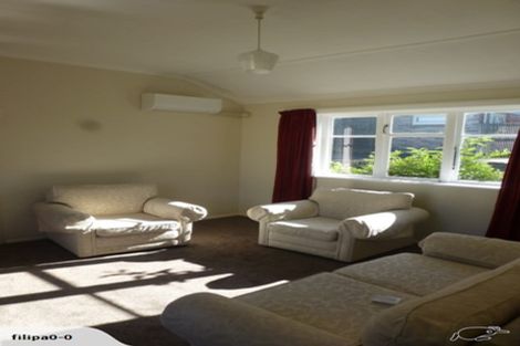 Photo of property in 156a Queens Drive, Lyall Bay, Wellington, 6022