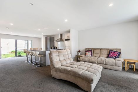 Photo of property in 90 Arion Road, Takanini, 2112