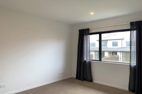 Photo of property in 35 Peihana Road, Hobsonville, Auckland, 0616