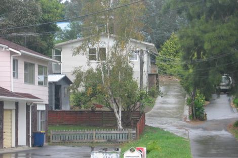 Photo of property in 2/51 Ellice Road, Totara Vale, Auckland, 0629