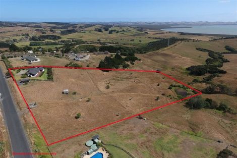 Photo of property in 197 Oyster Point Road, Kaukapakapa, Warkworth, 0984