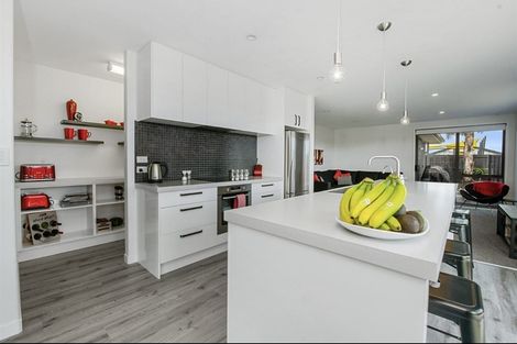 Photo of property in 120 The Boulevard, Papamoa Beach, Papamoa, 3118