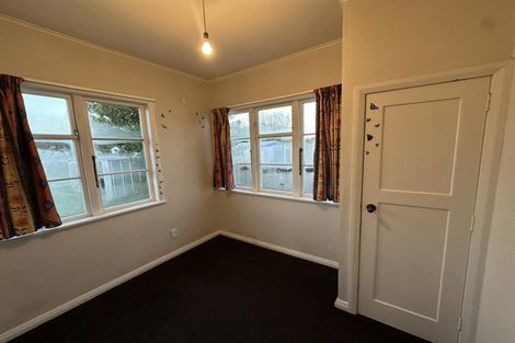 Photo of property in 8 Mcparland Street, Ebdentown, Upper Hutt, 5018
