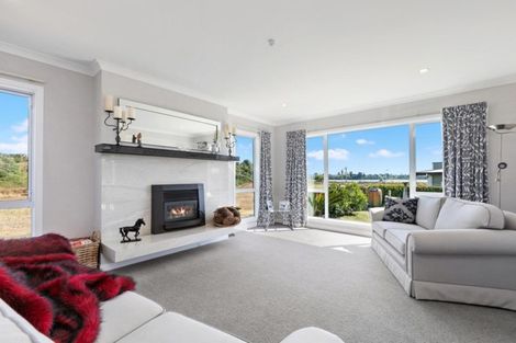 Photo of property in 1 Kirkhill Close, Bethlehem, Tauranga, 3110