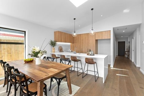 Photo of property in 88 Howden Drive, Jacks Point, 9371