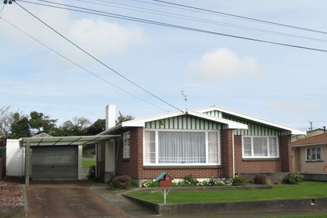 Photo of property in 83 Mould Street, Waitara, 4320