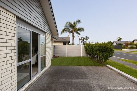 Photo of property in 16 Selliera Place, Papamoa Beach, Papamoa, 3118