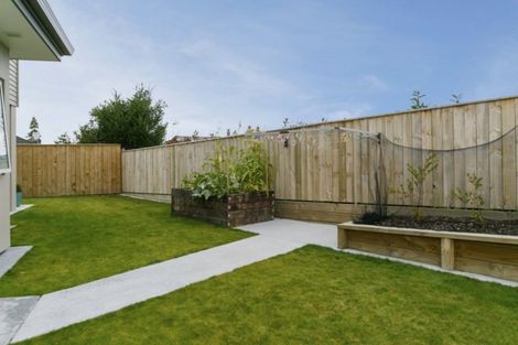 Photo of property in 3b Isobel Street, Acacia Bay, Taupo, 3330