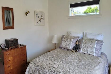 Photo of property in 7 Margaret Place, Merrilands, New Plymouth, 4312