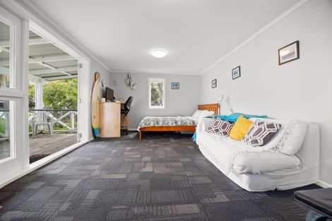 Photo of property in 603 Peak Road, Helensville, 0875