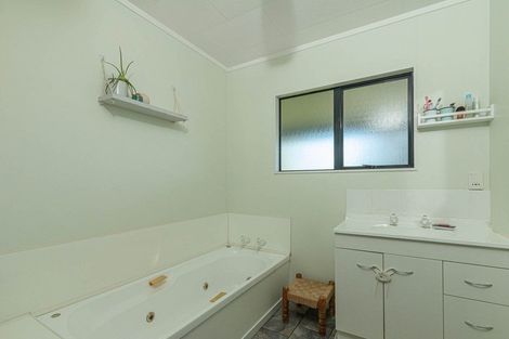 Photo of property in 647 Grove Road, Karamu, Hamilton, 3285