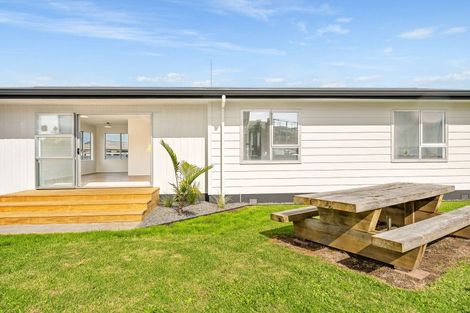 Photo of property in 16 Girven Road, Mount Maunganui, 3116