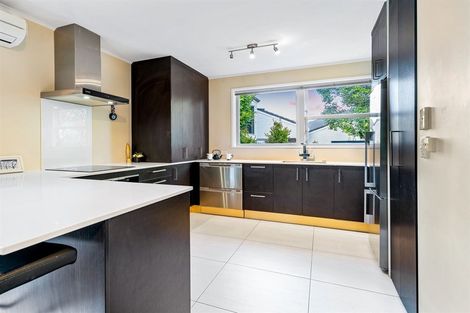Photo of property in 1/13-15a Campbell Road, Takapuna, Auckland, 0622