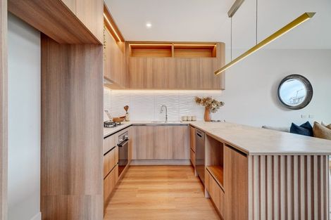 Photo of property in 4 Tiller Street, Hobsonville, 0616