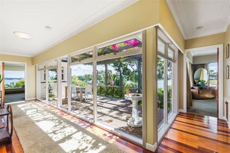 Photo of property in 92d Ngataringa Road, Devonport, Auckland, 0624
