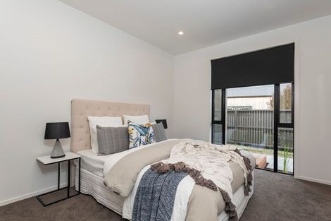 Photo of property in 2 Shearwater Lane, Point Wells, 0986