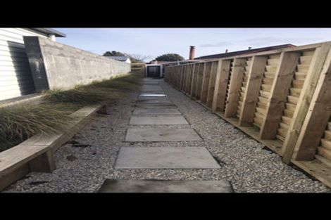 Photo of property in 16 Ropiha Street, Fitzroy, New Plymouth, 4312