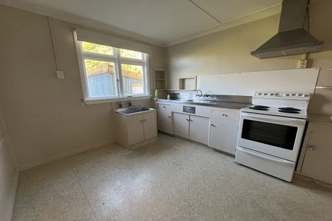 Photo of property in 37 Lowe Street, Avenal, Invercargill, 9810