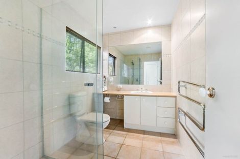 Photo of property in 43b Island Bay Road, Beach Haven, Auckland, 0626