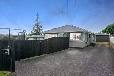 Photo of property in 5 Ngaio Avenue, Mangere Bridge, Auckland, 2022