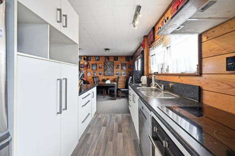 Photo of property in 15b Ngahu Street, Fairy Springs, Rotorua, 3015