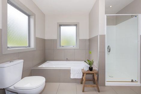 Photo of property in 7 Resolution Drive, Whitby, Porirua, 5024